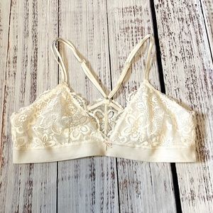 Aerie White Floral Lace Bralette With Pink Bow Bralette Medium